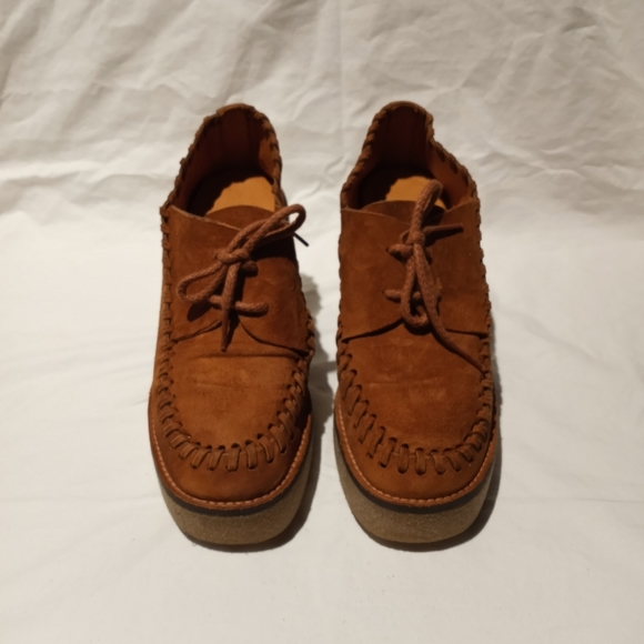 MIISTA Cognac Suede Heeled Platform Oxfords w/Whip Stitching Detail Gum … - Picture 8 of 8